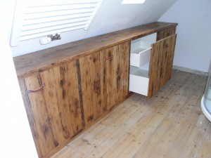 Badschrank Eiche gebrannt