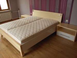 Bett Ahorn furniert 1.1 