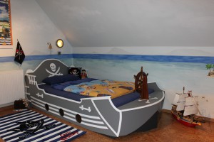 Kinderbett  