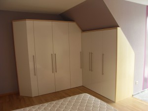 Kleiderschrank Ahorn furniert  
